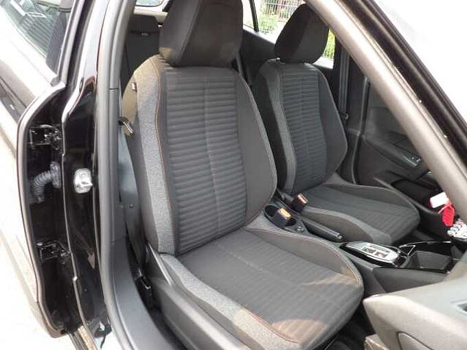 Peugeot 2008 1.2 PureTech Active Pack S