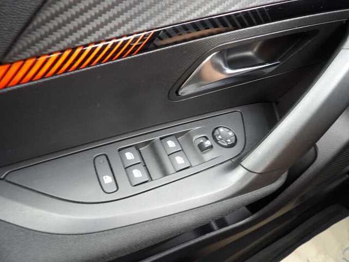 Peugeot 2008 1.2 PureTech Active Pack S