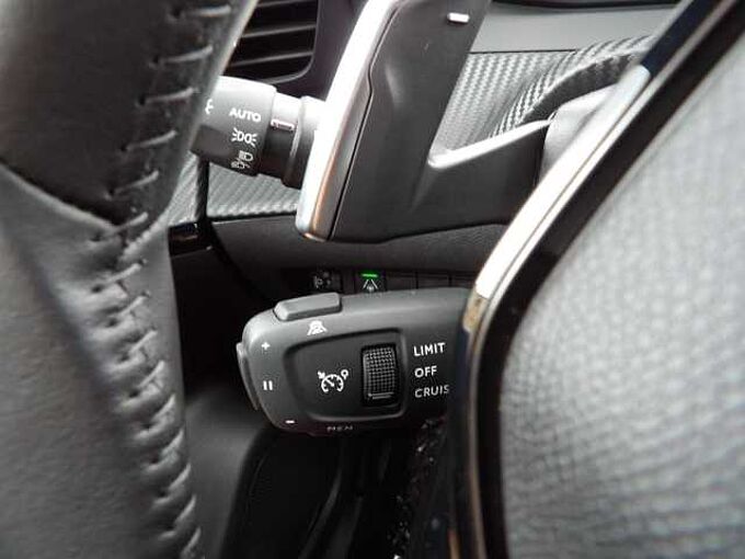 Peugeot 2008 2008 PureTech 130 EAT8 Allure Pack