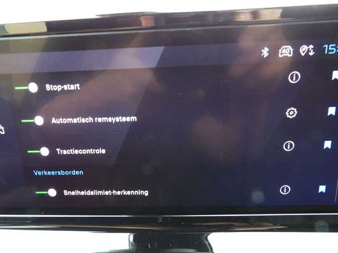 Peugeot 2008 2008 PureTech 130 EAT8 Allure Pack