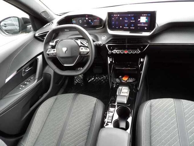 Peugeot 2008 2008 PureTech 130 EAT8 Allure Pack