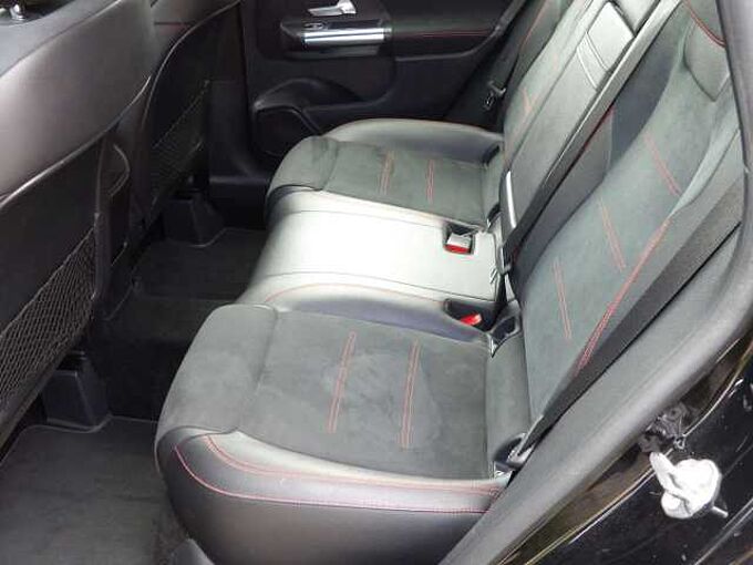 Mercedes-Benz B 180 B 180 d 7G-DCT AMG Line