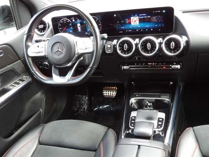 Mercedes-Benz B 180 B 180 d 7G-DCT AMG Line