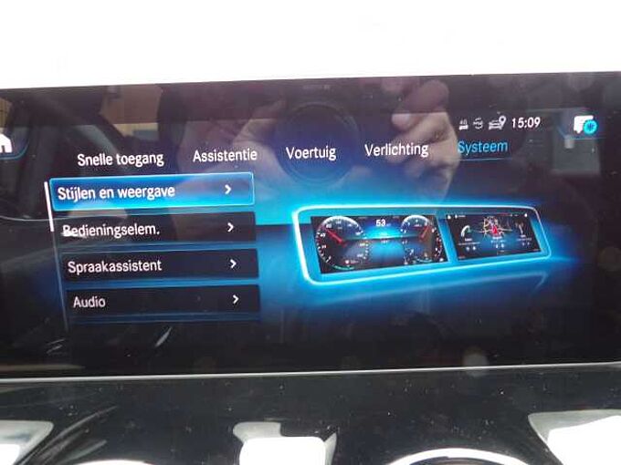 Mercedes-Benz B 180 B 180 d 7G-DCT AMG Line