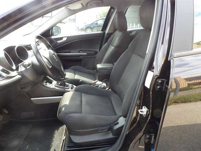 Alfa Romeo Giulietta Giulietta 1.6 JTDM 16V Jet Distinctive