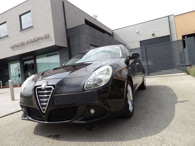 Alfa Romeo Giulietta Giulietta 1.6 JTDM 16V Jet Distinctive