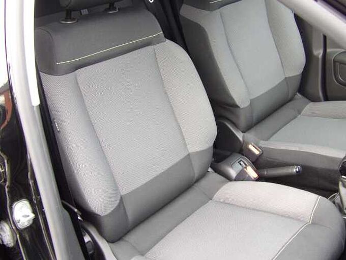 Citroen C3 1.2i PureTech Shine S