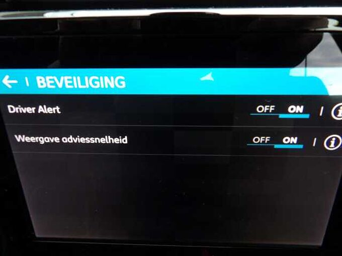 Citroen C3 1.2i PureTech Shine S