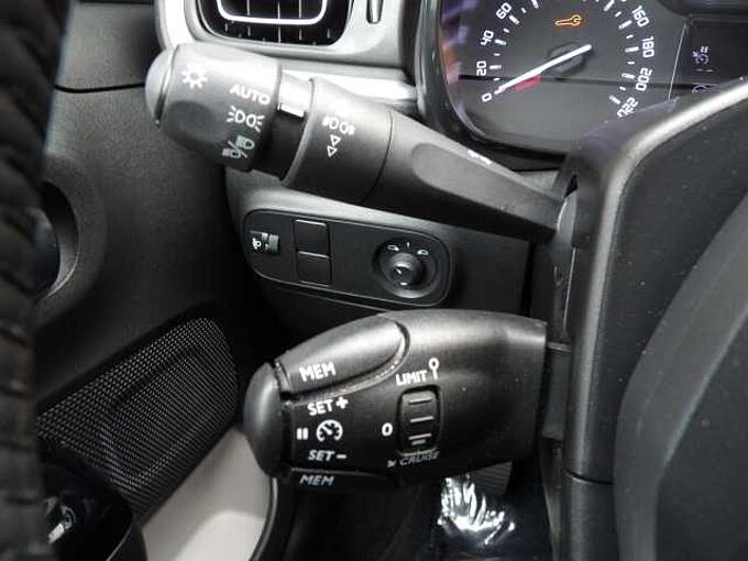 Citroen C3 1.2i PureTech Shine S