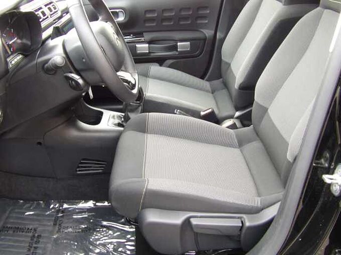 Citroen C3 1.2i PureTech Shine S