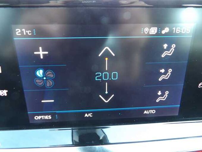 Peugeot 2008 2008 PureTech Active Pack.