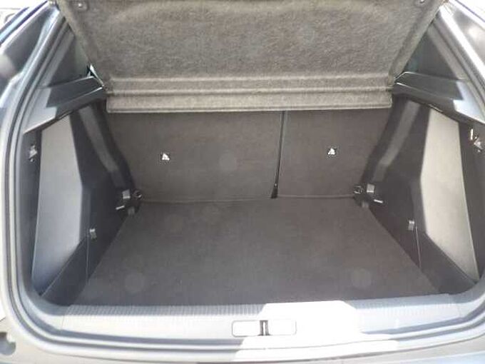 Peugeot 2008 2008 PureTech Active Pack.