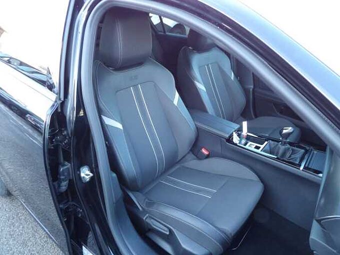 Opel Astra 1.2 Turbo GS S/S