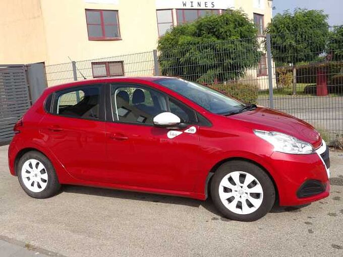 Peugeot 208 208 PureTech 68 Like