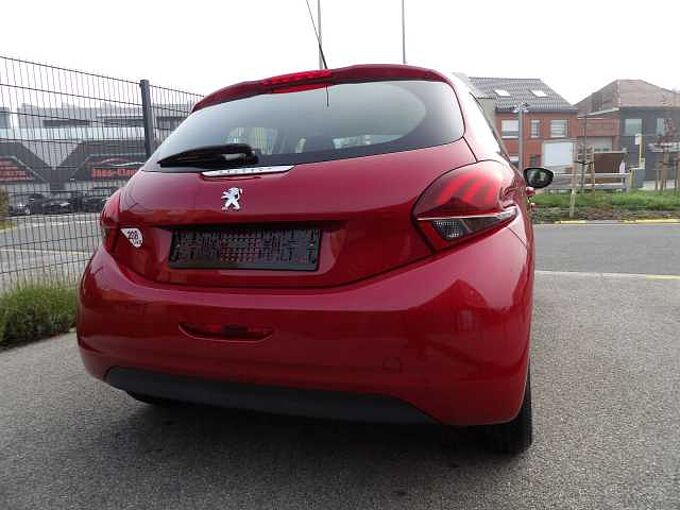 Peugeot 208 208 PureTech 68 Like