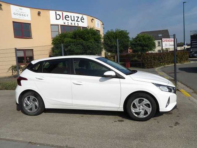 Hyundai i20 i20 blue 1.2 benzine